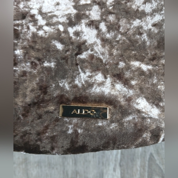 Aldo Elegant Velvet Chain Strap Bag Small/med - Picture 2 of 7